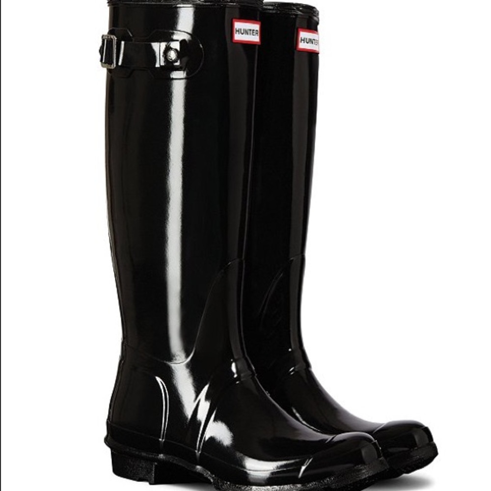Black Hunter boots size 9